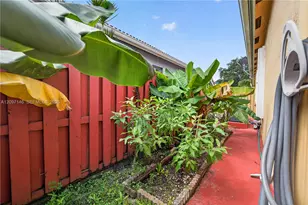 14639 SW 159th Pl, Miami, FL 33196 - Photo 41
