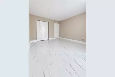 616 SW 14th Ave #102, Fort Lauderdale, FL 33312 - Photo 9