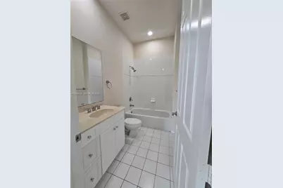 6841 N Lakeside Cir N #109-1, Davie, FL 33314 - Photo 15