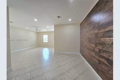 6841 N Lakeside Cir N #109-1, Davie, FL 33314 - Photo 9