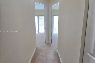 6841 N Lakeside Cir N, Davie, FL 33314 - Photo 21