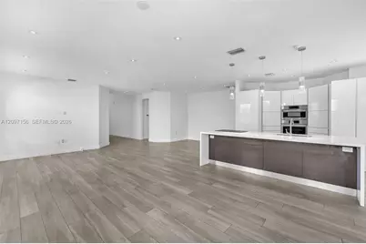 11430 NW 82nd Ter, Doral, FL 33178 - Photo 3