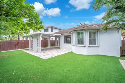 11430 NW 82nd Ter, Doral, FL 33178 - Photo 29