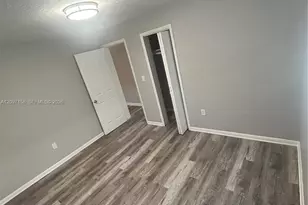 161 NW 15th St, Miami, FL 33136 - Photo 19