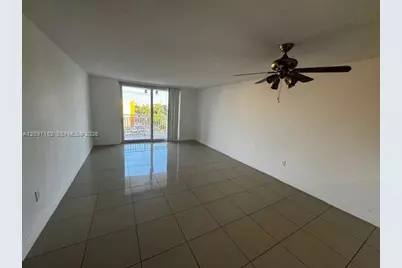 6950 Miami Gardens Dr #2-508, Hialeah, FL 33015 - Photo 9