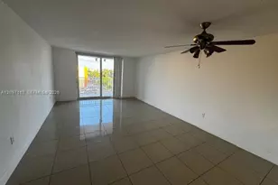 6950 Miami Gardens Dr, Hialeah, FL 33015 - Photo 9