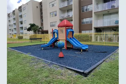 6950 Miami Gardens Dr #2-508, Hialeah, FL 33015 - Photo 31