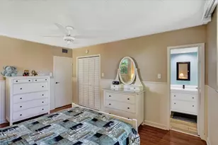 2871 Somerset Dr, Lauderdale Lakes, FL 33311 - Photo 13