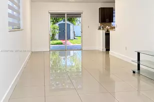 3024 NW 55th St, Miami, FL 33142 - Photo 5