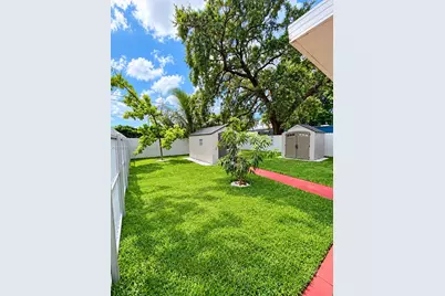 3024 NW 55th St, Miami, FL 33142 - Photo 17