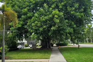 20200 W Country Club Dr, Aventura, FL 33180 - Photo 3