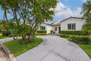 8827 Hawthorne Ave, Surfside, FL 33154 - Photo 1