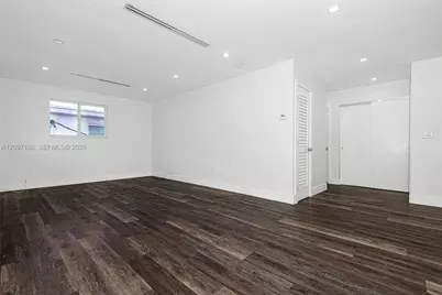 6910 Bay Dr #6, Miami Beach, FL 33141 - Photo 15