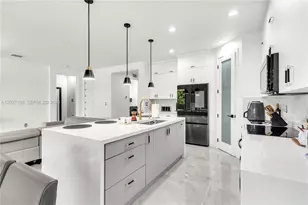 2885 SE 3rd St, Homestead, FL 33033 - Photo 9