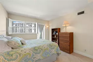 328 N Ocean Blvd, Pompano Beach, FL 33062 - Photo 27