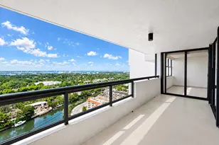 2555 Collins Ave, Miami Beach, FL 33140 - Photo 5