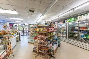 2555 Collins Ave, Miami Beach, FL 33140 - Photo 23