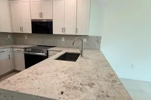 7263 SW 46th St, Davie, FL 33314 - Photo 5