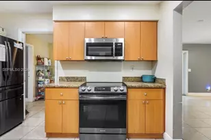 6261 NW 18th St, Sunrise, FL 33313 - Photo 9