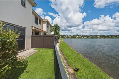 15965 NW 91st Ct #15965, Miami Lakes, FL 33018 - Photo 5