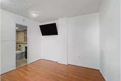 12590 NE 16th Ave #402, North Miami, FL 33161 - Photo 11