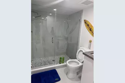 6423 Collins Ave #401, Miami Beach, FL 33141 - Photo 3