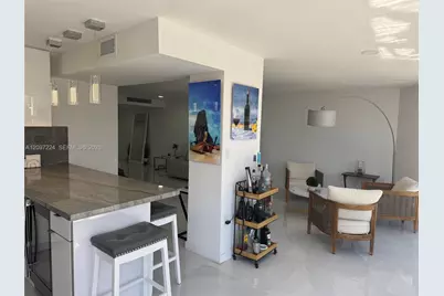 6423 Collins Ave #401, Miami Beach, FL 33141 - Photo 9