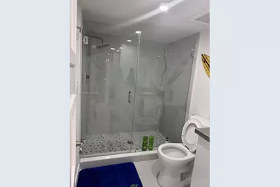 6423 Collins Ave #401, Miami Beach, FL 33141 - Photo 5