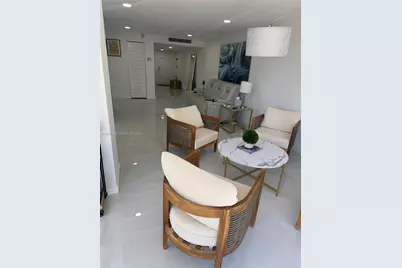 6423 Collins Ave #401, Miami Beach, FL 33141 - Photo 11
