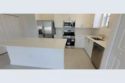 2355 SE 24th Ct #B, Homestead, FL 33035 - Photo 3