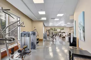 1050 Brickell Ave, Miami, FL 33131 - Photo 21