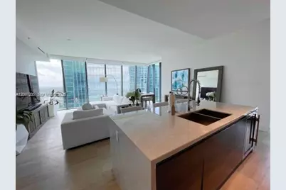 1451 Brickell Ave #4204, Miami, FL 33131 - Photo 3