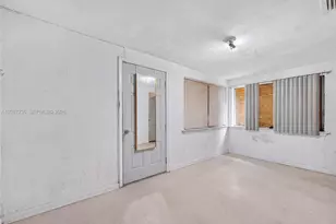 1300 NW 100th St, Miami, FL 33147 - Photo 17