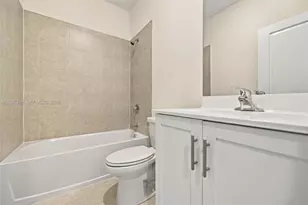 2686 SE 18th St, Homestead, FL 33035 - Photo 23
