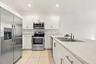 2686 SE 18th St, Homestead, FL 33035 - Photo 11