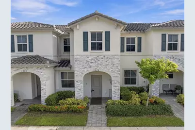 2686 SE 18th St, Homestead, FL 33035 - Photo 1