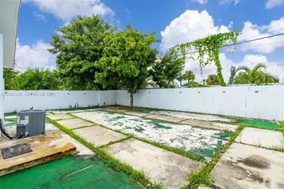 6609 SW 1st Ct, Pembroke Pines, FL 33023 - Photo 29