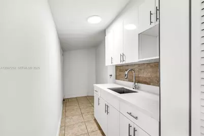 6609 SW 1st Ct, Pembroke Pines, FL 33023 - Photo 13