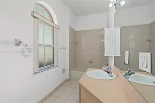 983 NE 37th Pl, Homestead, FL 33033 - Photo 25