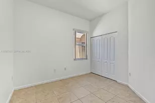983 NE 37th Pl, Homestead, FL 33033 - Photo 23