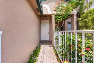 7932 E Exeter Blvd E, Tamarac, FL 33321 - Photo 3