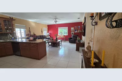 17665 NW 87th Ct, Hialeah, FL 33018 - Photo 31