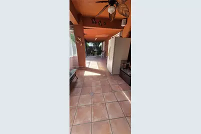 17665 NW 87th Ct, Hialeah, FL 33018 - Photo 11