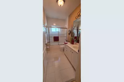17665 NW 87th Ct, Hialeah, FL 33018 - Photo 23