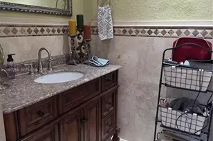 17665 NW 87th Ct, Hialeah, FL 33018 - Photo 35