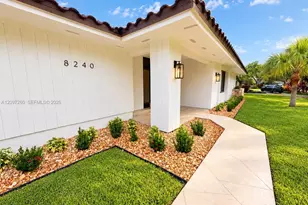 8240 SW 89th St, Miami, FL 33156 - Photo 35