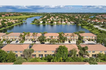 716 SW 122nd Ave, Pembroke Pines, FL 33025 - Photo 45