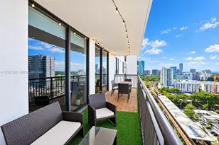 999 SW 1st Ave, Miami, FL 33130 - Photo 13