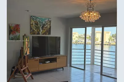 400 Diplomat Pkwy #308, Hallandale Beach, FL 33009 - Photo 7