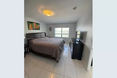 400 Diplomat Pkwy #308, Hallandale Beach, FL 33009 - Photo 5